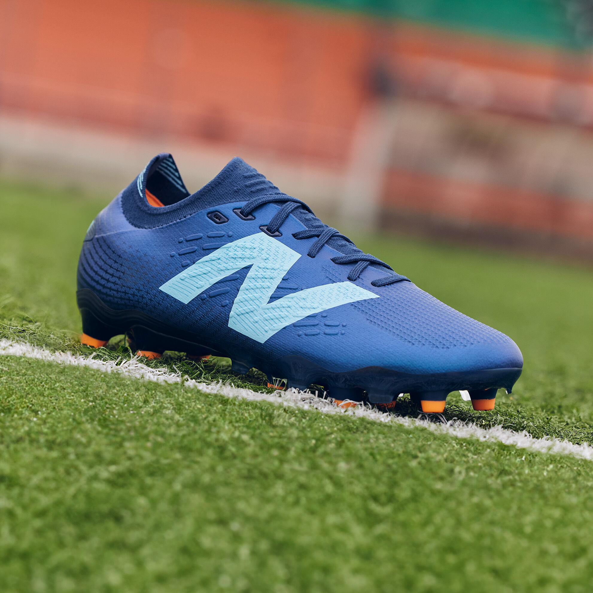 TEKELA PRO FG V4 New Balance