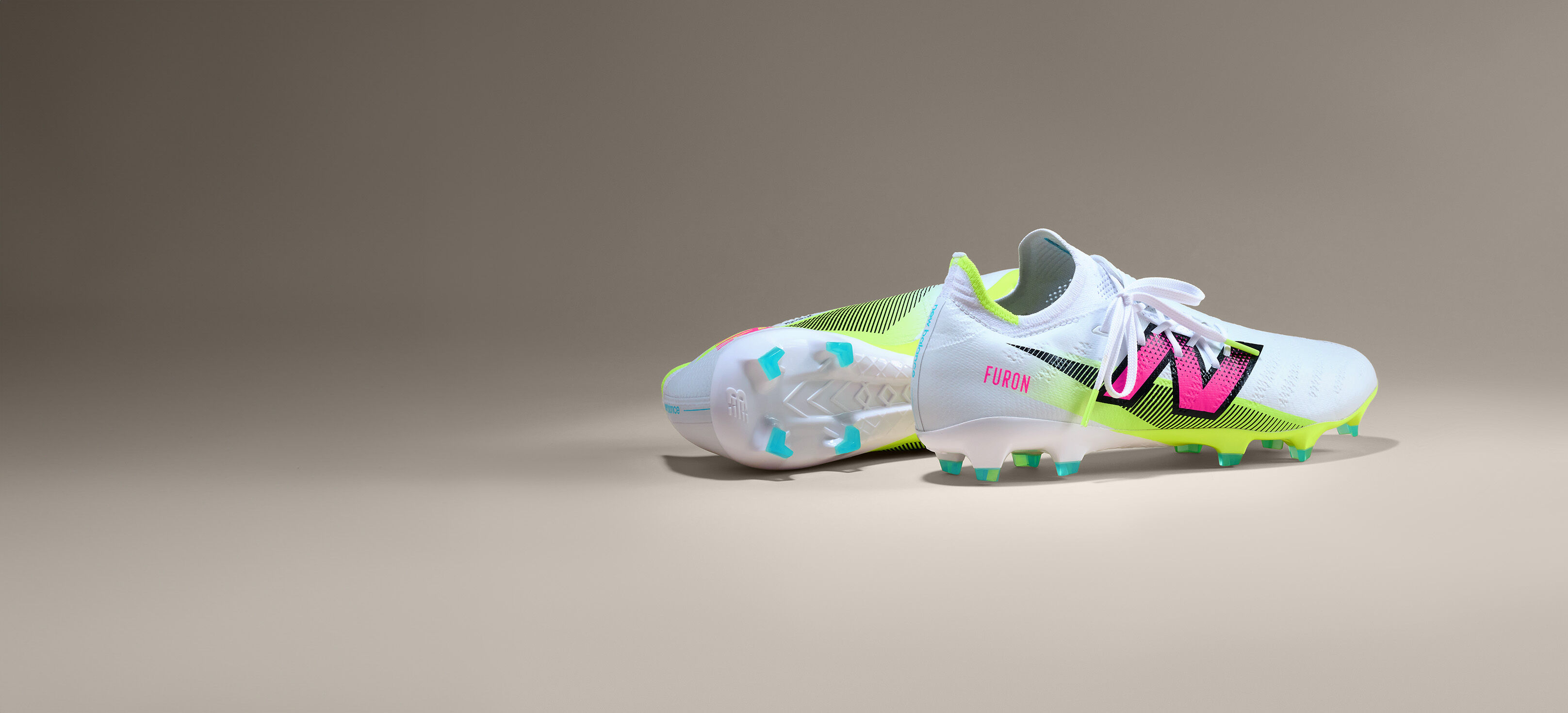 New balance soccer cleats hotsell
