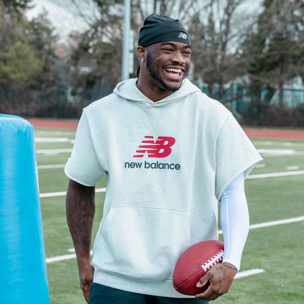 Jalen Milroe sur un terrain de football