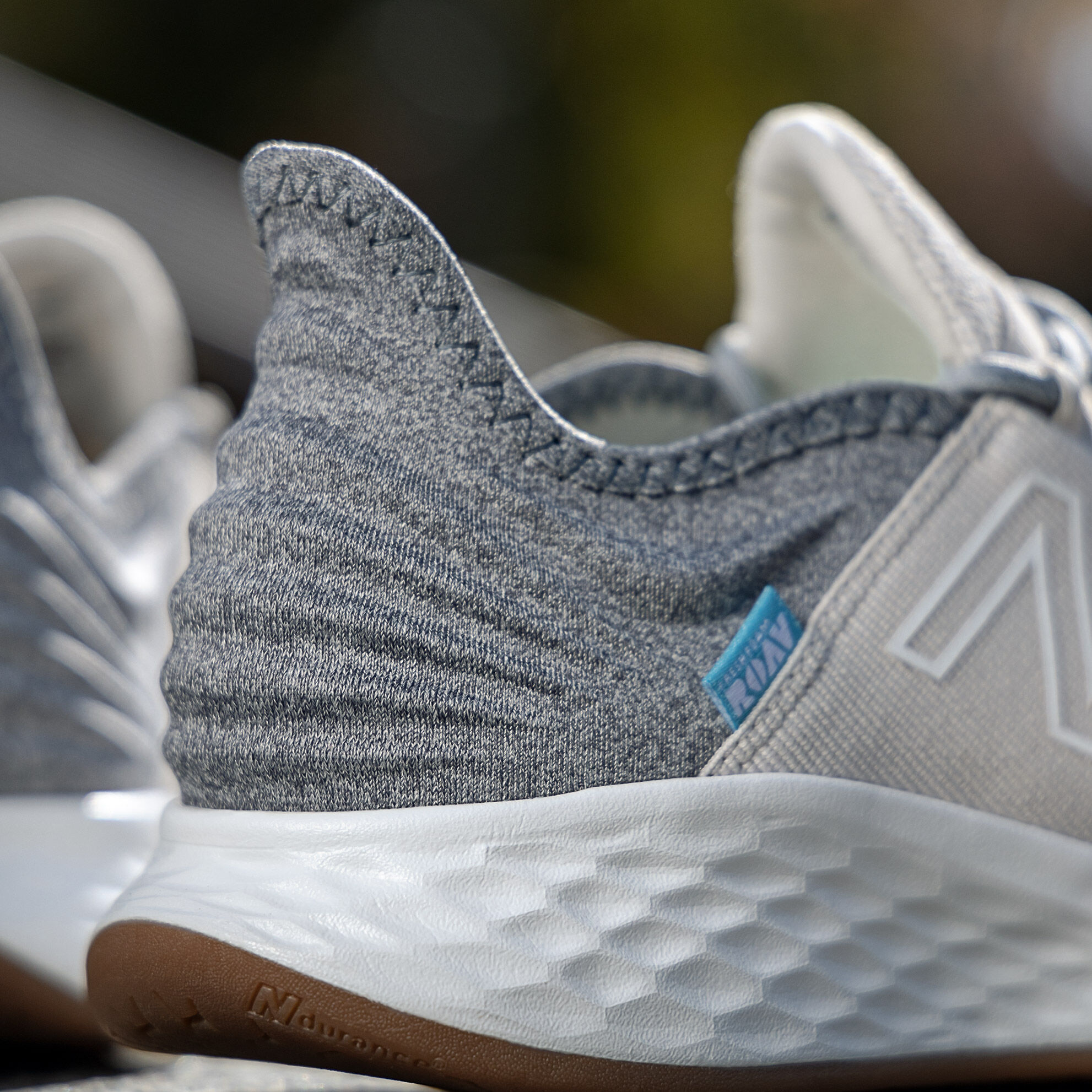 new balance roav canada