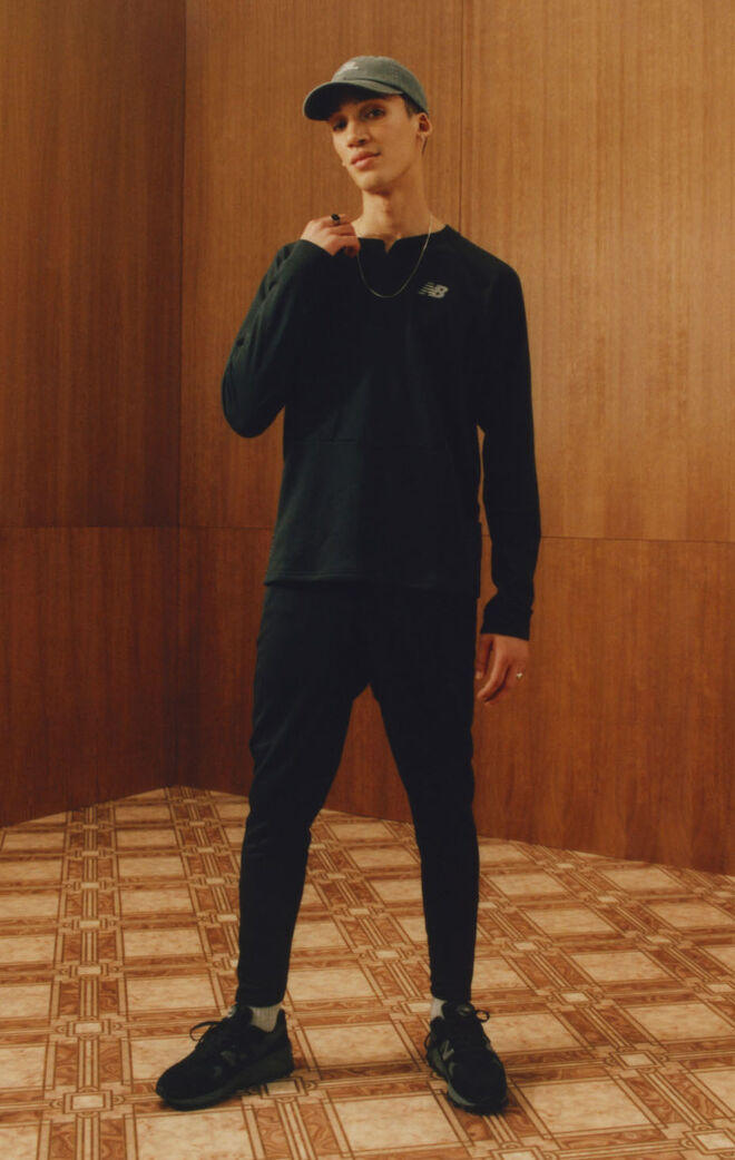 Cadeaux pour hommes : chaussures et vêtements noirs New Balance pour hommes