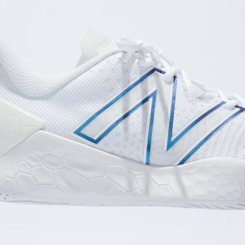 Recadrage du profil latéral de la chaussure blanche Fresh Foam Lav