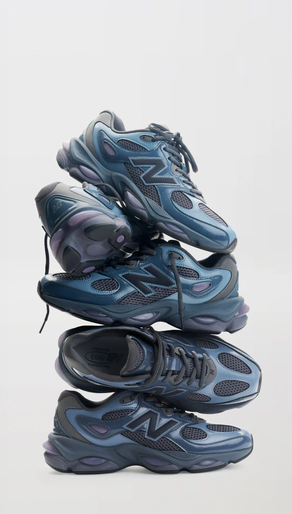 A stack of blue 983s
