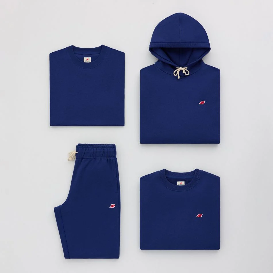 V&ecirc;tements Blue fabriqu&eacute;s Made in USA