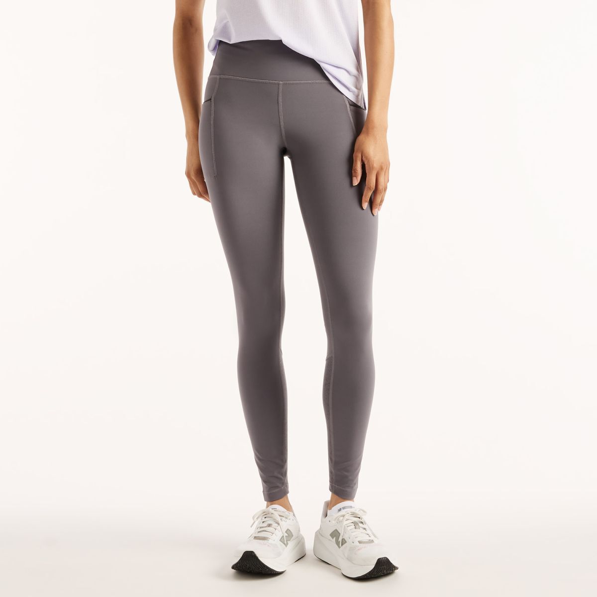 Person wearing RC Heat Legging 