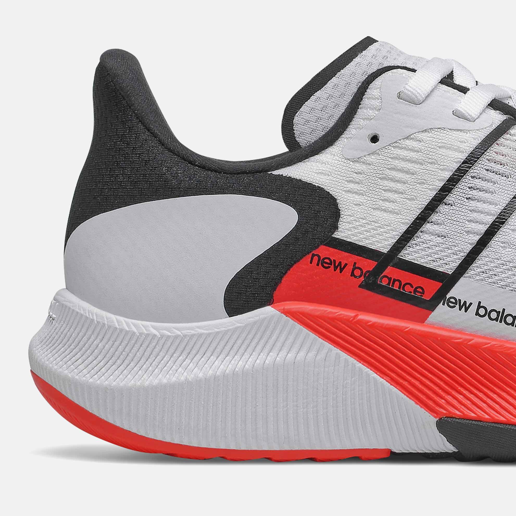 Close up side view of midsole on FuelCell Propel
