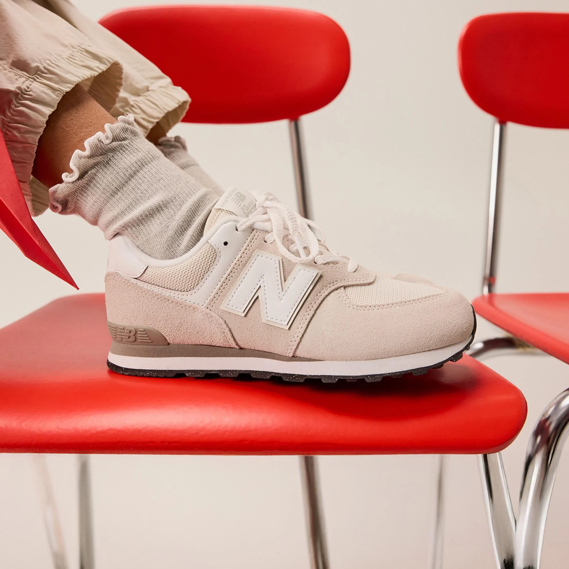 ニューバランス New balance NB ML574ANA New Balance Unisex-Adult U574v1 Sneaker, Dark Mushroom