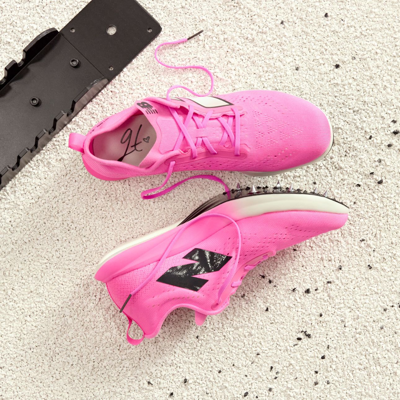 Gabby Thomas FuelCell SuperComp MD-X v3 - New Balance
