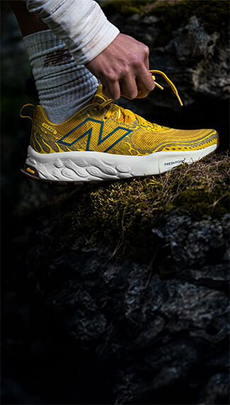 New balance mens m14 v6 top