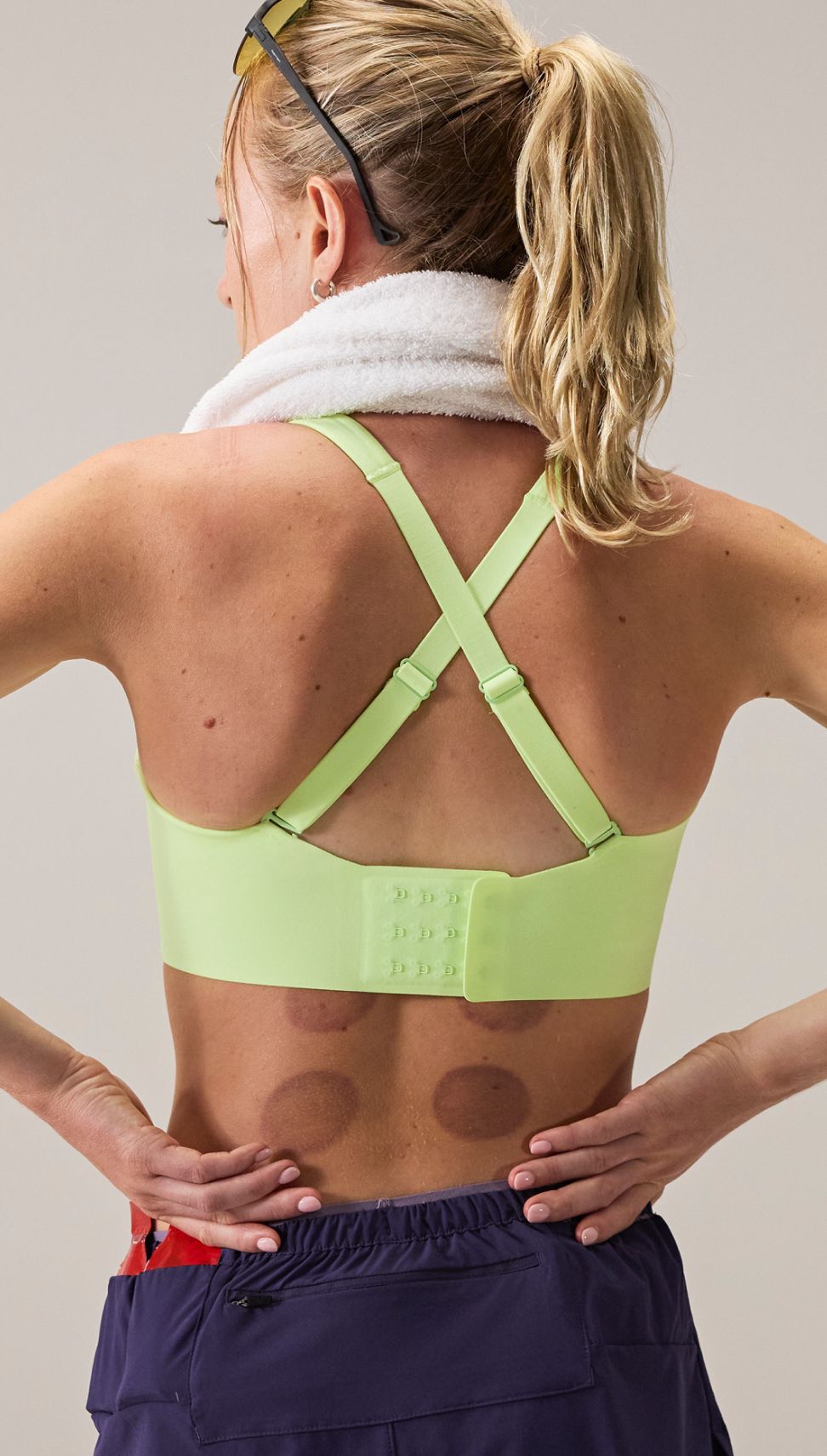 Photo d&eacute;taill&eacute;e des v&ecirc;tements RC.