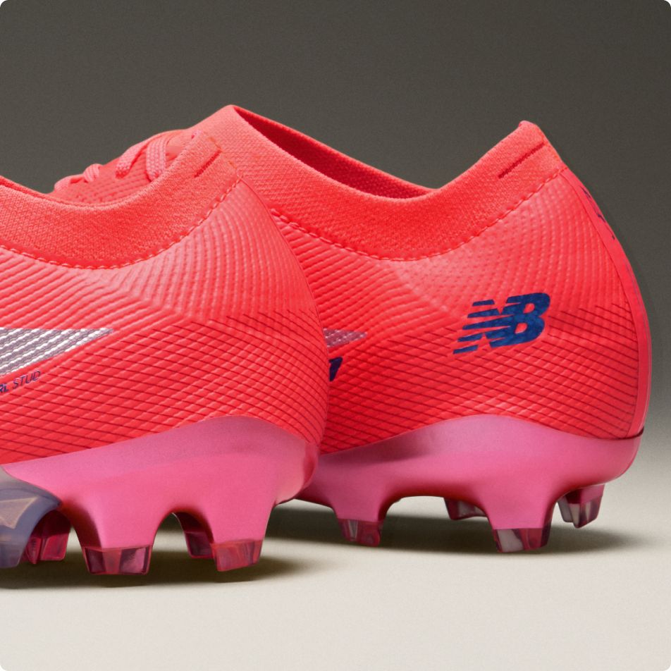 FURON TEAM JNR FG V8 - New Balance